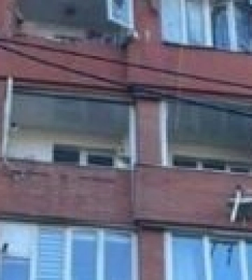Росіяни обстріляли дев&#039;ятиповерхівку в Дніпрі: є поранені