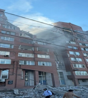 Ракетный удар по Днепру: на данный момент один погибший, пятеро раненых, люди под завалами