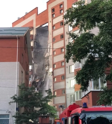 “Приїхали та зрозуміли, що квартири немає”: мешканці про ракетну атаку по будинку у Дніпрі 