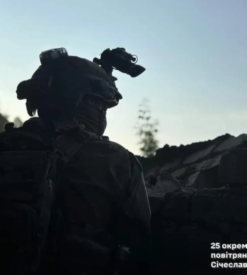 У районі Вовчанська впродовж дня точаться бої, тиснуть окупанти й поблизу Часового Яру: Генштаб про ситуацію на фронті