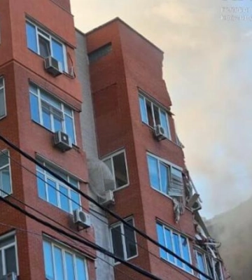 Ракетна атака по Дніпру: п’ятеро поранених та один загиблий