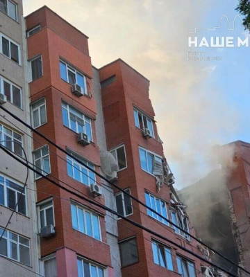 Куди звертатися дніпрянам, чия оселя постраждала внаслідок ракетної атаки