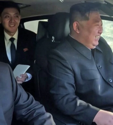 Путин подарил Ким Чен Ыну лимузин с &quot;двойным дном&quot; - с деталями из Южной Кореи