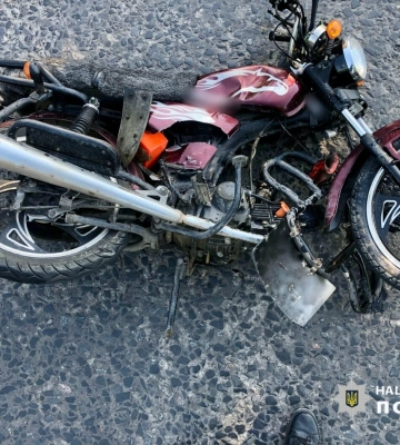 На Одещині сталася ДТП за участю автомобіля і мотоцикла - мотоцикліст у комі
