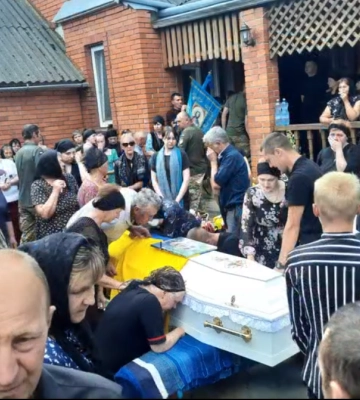 Навіки 22-річний: на Камінь-Каширщині попрощалися з Героєм Миколою Силком
