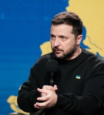 Зеленський розповів про пошуки ще кількох людей після російського удару в Дніпрі