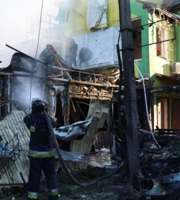 Рятувальники ліквідували наслідки удару по Вільнянську на Запоріжжі: загинуло 7 людей, 31 особа травмована