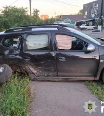 У Полтаві сталась ДТП, в якій травмовано пасажира легковика