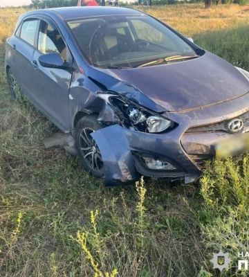 На Миколаївщині при зіткнення Hyundai постраждав 15-річний водій мотоциклу та його 17-річний пасажир