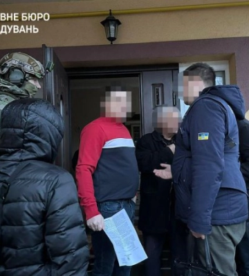 Кіберзлочинця з Вінниці судитимуть за викрадення даних з банківських карток іноземців