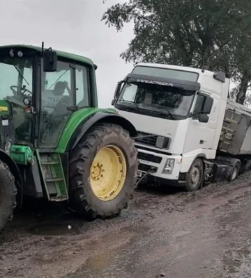 Неконтрольований рух великогабаритного транспорту – в Агентстві відновлення назвали причину знищення дороги на Чернігівщині,&amp;hellip;