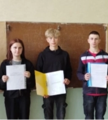 У професійному ліцеї на Волині атестували малярів та штукатурів