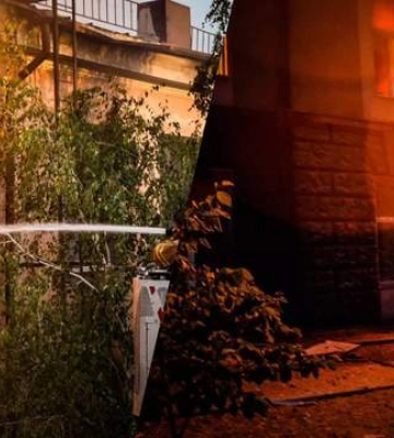 Окупанти обстріляли Херсон, є постраждалі