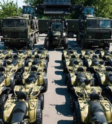 Захисникам на Харківському, Донецькому та Запорізькому напрямках передадуть партію техніки на 26 млн грн. ФОТОрепортаж