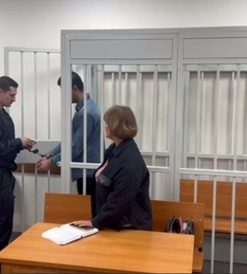 В России мужчину осудили за сожжение флага и &quot;попытку вступления в РДК&quot;
