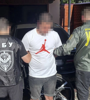На Закарпатті СБУ затримала ділків, які переправляли за кордон призовників