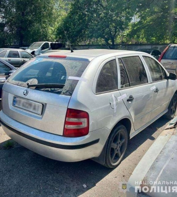 В Днепре мужчина угнал автомобиль из СТО и пытался скрыться из города