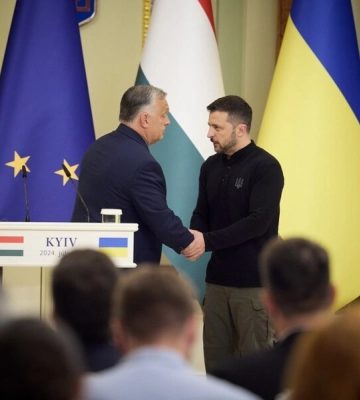 Зеленский о визите Орбана в Киев: Видим, что это уже совсем другие отношения Украины и Венгрии