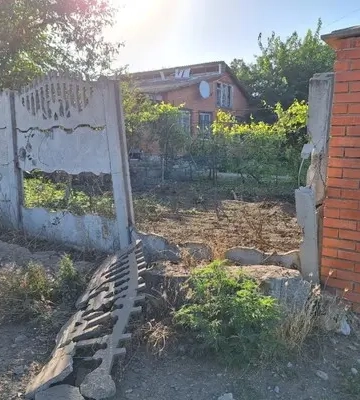 На Дніпропетровщині внаслідок російських ударів постраждали двоє людей, пошкоджені будинки