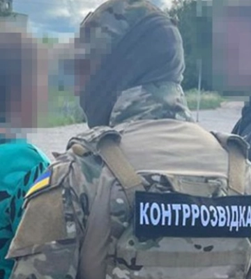 Агентка ФСБ пыталась завербовать корректировщиков в Сумской области