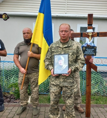 У Тараканівській громаді попрощались з загиблим захисником