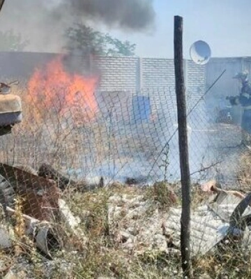 На Херсонщині рятувальники ліквідували 14 пожеж, які зайнялись через обстріли РФ
