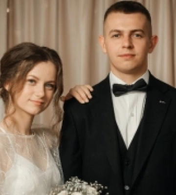Весілля на районі: втікаючи від війни на Волині зустріла кохання