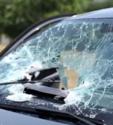 Зеленский показал видео российского удара по Днепру