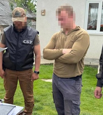 Тіктокер з Прикарпаття виклав у мережу відео військової техніки: до нього навідалася СБУ (ФОТО)