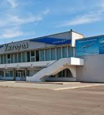 Продаж земельної ділянки аеропорту Ужгород: підозрюється екс-посадовиця Ужгородської міськради