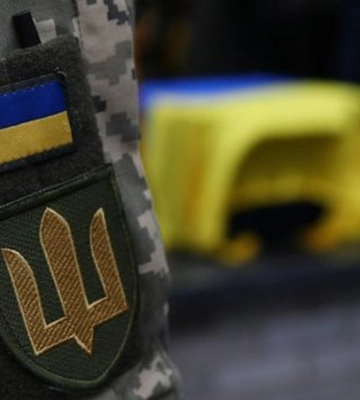 На Закарпатті чоловік вчинив спробу самогубства в приміщенні ТЦК: деталі