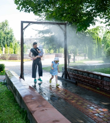 У Києві встановили 19 рамок-розпилювачів води