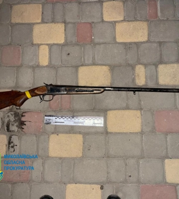 На Миколаївщині обрано запобіжний захід чоловіку, який вчинив стрілянину у дворі сусіда (ФОТО)