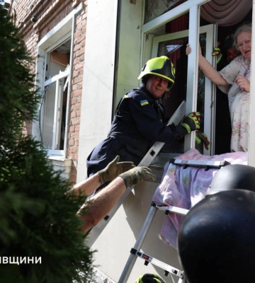 Кількість постраждалих внаслідок ворожого удару по Харкову збільшилося до14 людей 