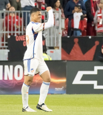 ВИДЕО. Смело обокрал голкипера. Игрок Шахтера забил курьезный гол в MLS