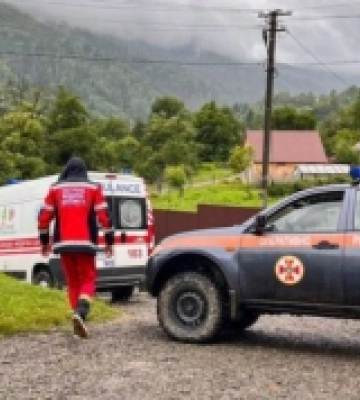 Небезпечна пригода на Закарпатті: туристів врятували після зливи
