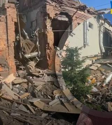&quot;Говорила по телефону, коли на мене впали карниз і вікно&quot;: харків&#039;яни пригадали удар КАБами