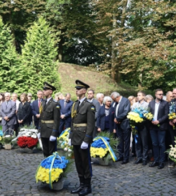 У Львові вшанували науковців, яких вбили нацисти у липні 1941 року