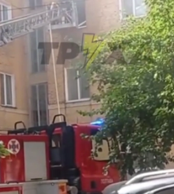 У Полтаві, на Подолі, загорілась квартира