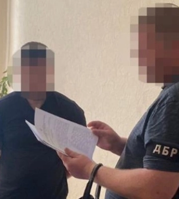 Правоохоронець з Одещини  заробляв на переправлянні ухилянтів до Молдови