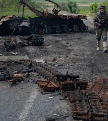 Потери украинцев и россиян на войне: Зеленский назвал соотношение