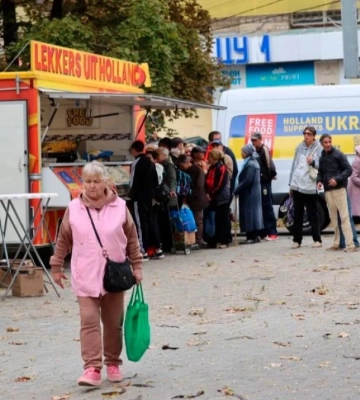 У двох містах України планують відкрити гуманітарні хаби Херсонської області для ВПО