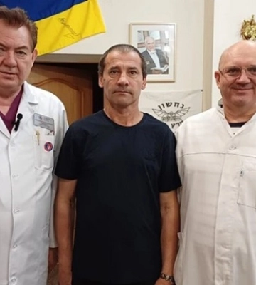 Українські хірурги вперше у світі провели операцію на серці бійця унікальним способом