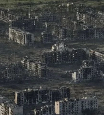 РФ перетворила Часів Яр на руїни: свіжі кадри з міста, до якого вдерлися окупанти