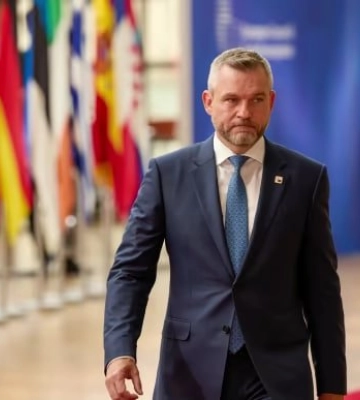 Президент Словаччини пообіцяв збільшити постачання електроенергії в Україну восени та взимку
