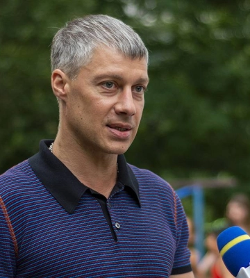 «Мені начхати на МОЗ», — Ільюк проти скорочень персоналу в поліклініках Миколаєва