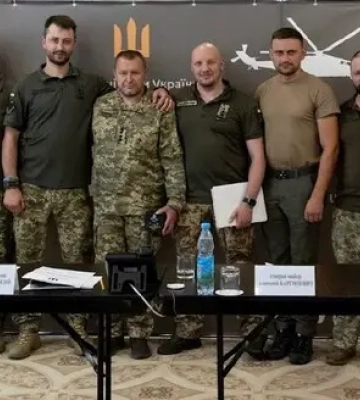 Бути на крок попереду: Сирський зустрівся з командирами найуспішніших БпЛА-підрозділів