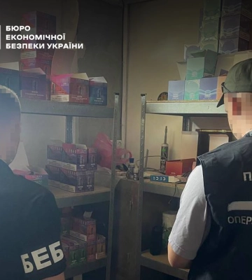 На Волинь контрабандою постачали електронні цигарки