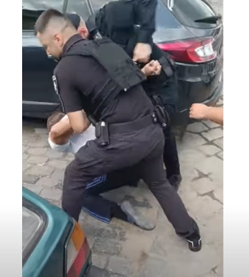В Черновцах мужчину избили и доставили в ТЦК: реакция омбудсмена