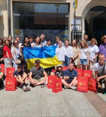 У Чорногорії українська асоціація організувала відпочинок для дітей з Харкова та Нікополя